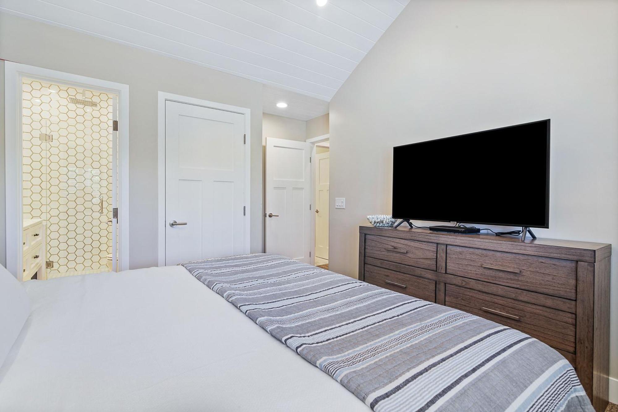 Doorstep To Disneyland Condos Anaheim Room photo