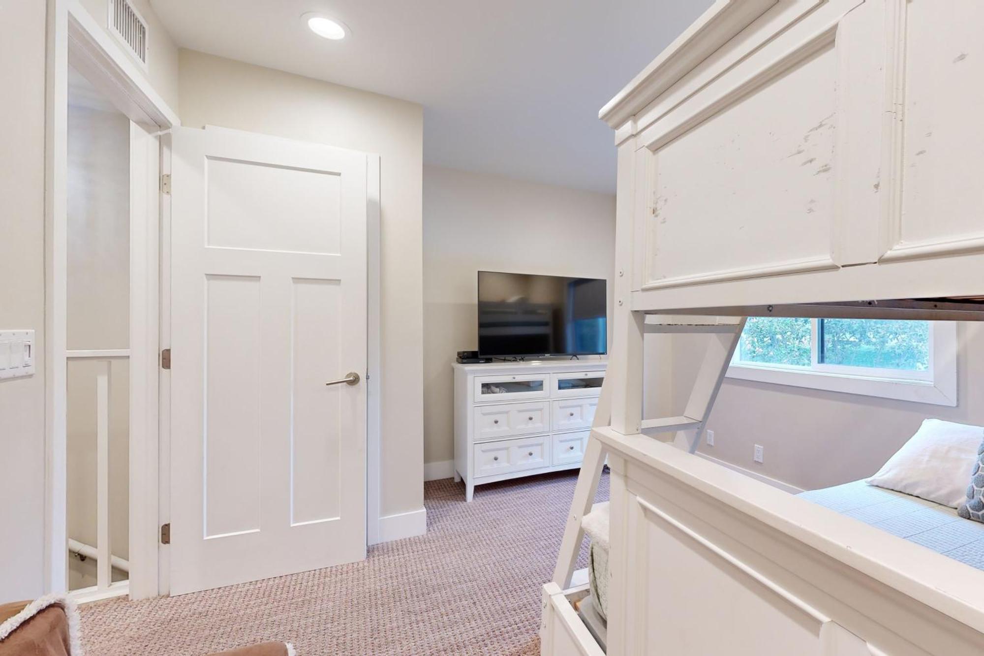 Doorstep To Disneyland Condos Anaheim Exterior photo