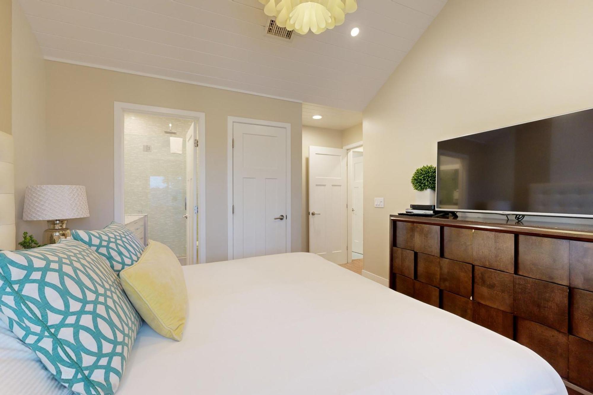 Doorstep To Disneyland Condos Anaheim Exterior photo